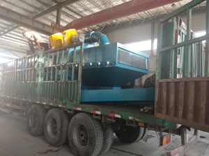 發往山西忻州八個拋丸器的法蘭拋丸設備，用于法蘭盤除銹專用設備